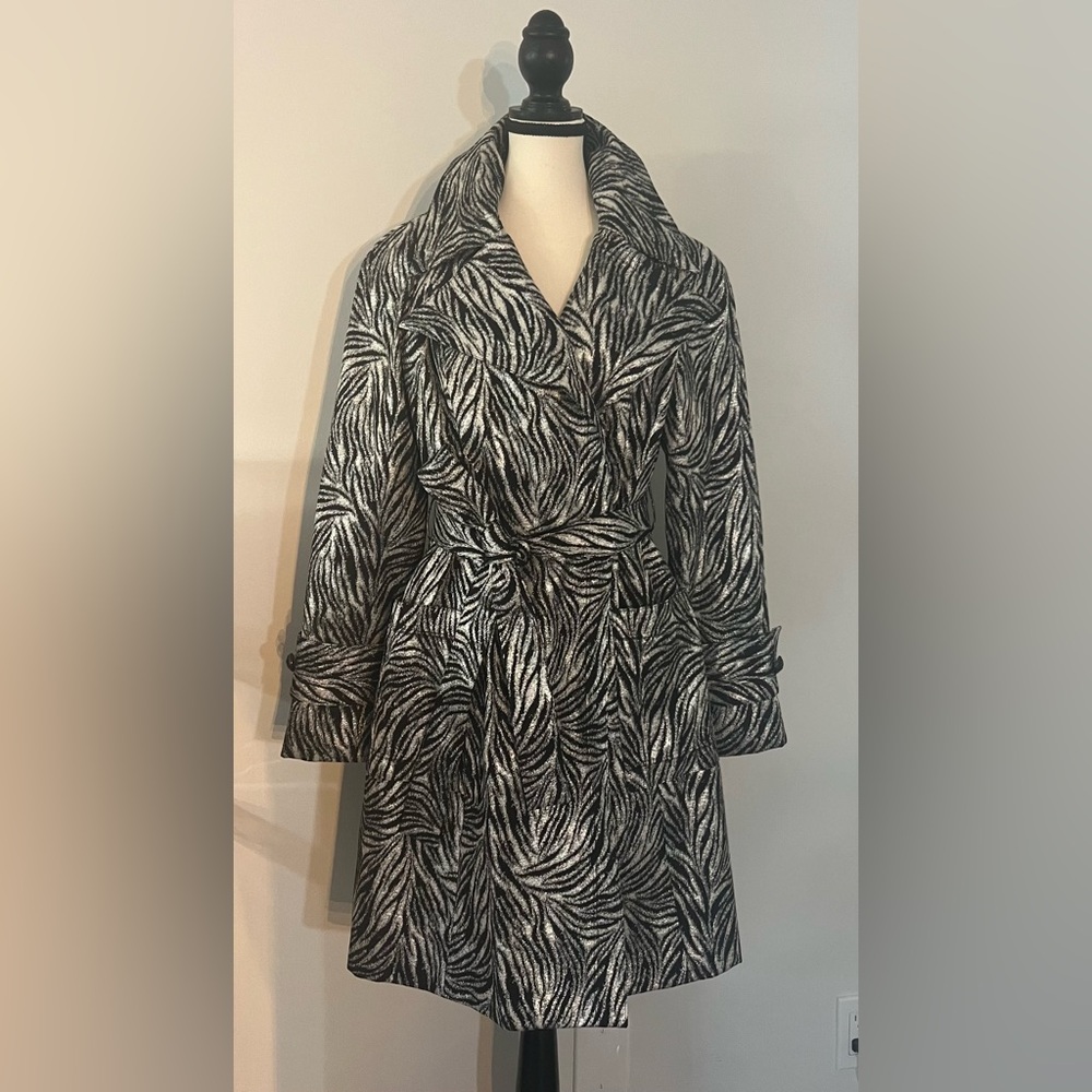 Theia zebra print brocade trench coat size M